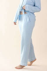 Long-Sleeved Women's Pajama Set in Breeze
