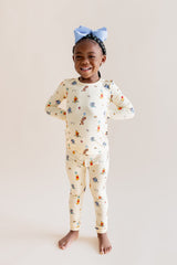 Long Sleeve Pajamas in Winnie the Pooh Celebration