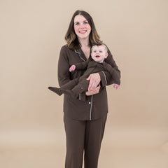 Long-Sleeved Women's Pajama Set in Espresso with Cloud Trim
