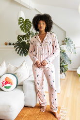 Long-Sleeved Women's Pajama Set in Blush Sushi