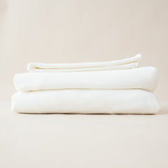 Fitted Sheet with Pillowcases in Cloud