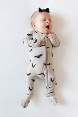 Zippered Footie in Bats