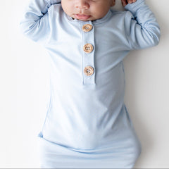 Knotted Day Gown with Hat Set in Breeze
