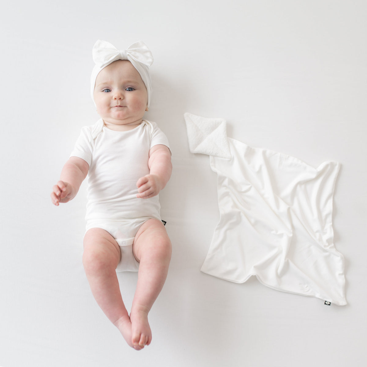 Kite Lovey in Cloud