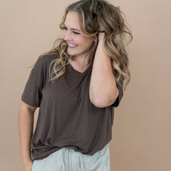 Women's Oversized V-Neck Tee in Espresso