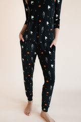 Women's Jogger Pajama Set in Halloween Friends
