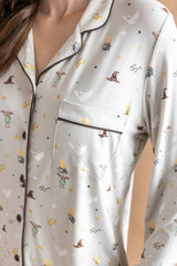 Long-Sleeved Women's Pajama Set in Starry Icon