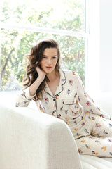 Long-Sleeved Women's Pajama Set in Mickey Mouse & Friends