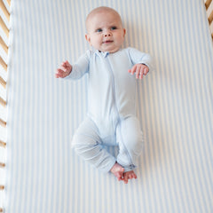 Crib Sheet in Small Mist Stripe