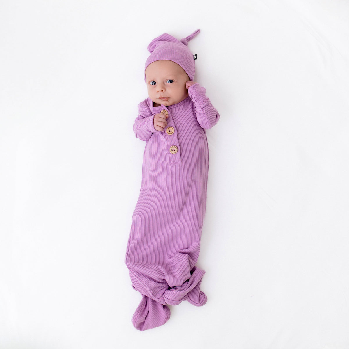 Ribbed Knotted Day Gown with Hat Set in Poi