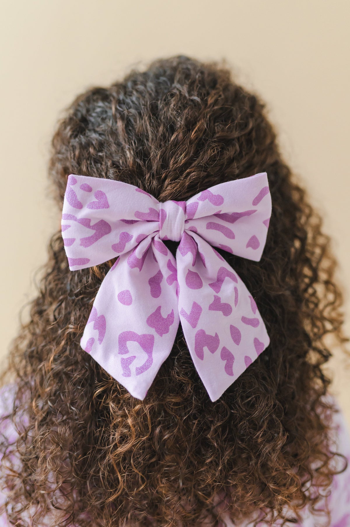 Large Alligator Clip Bow in Thistle Leopard